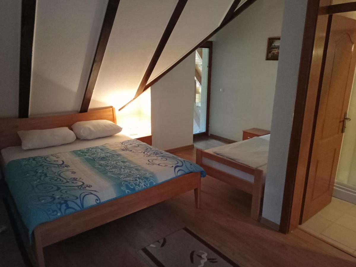 Hotel Prenociste/Restoran Lovac Bihać Exteriér fotografie