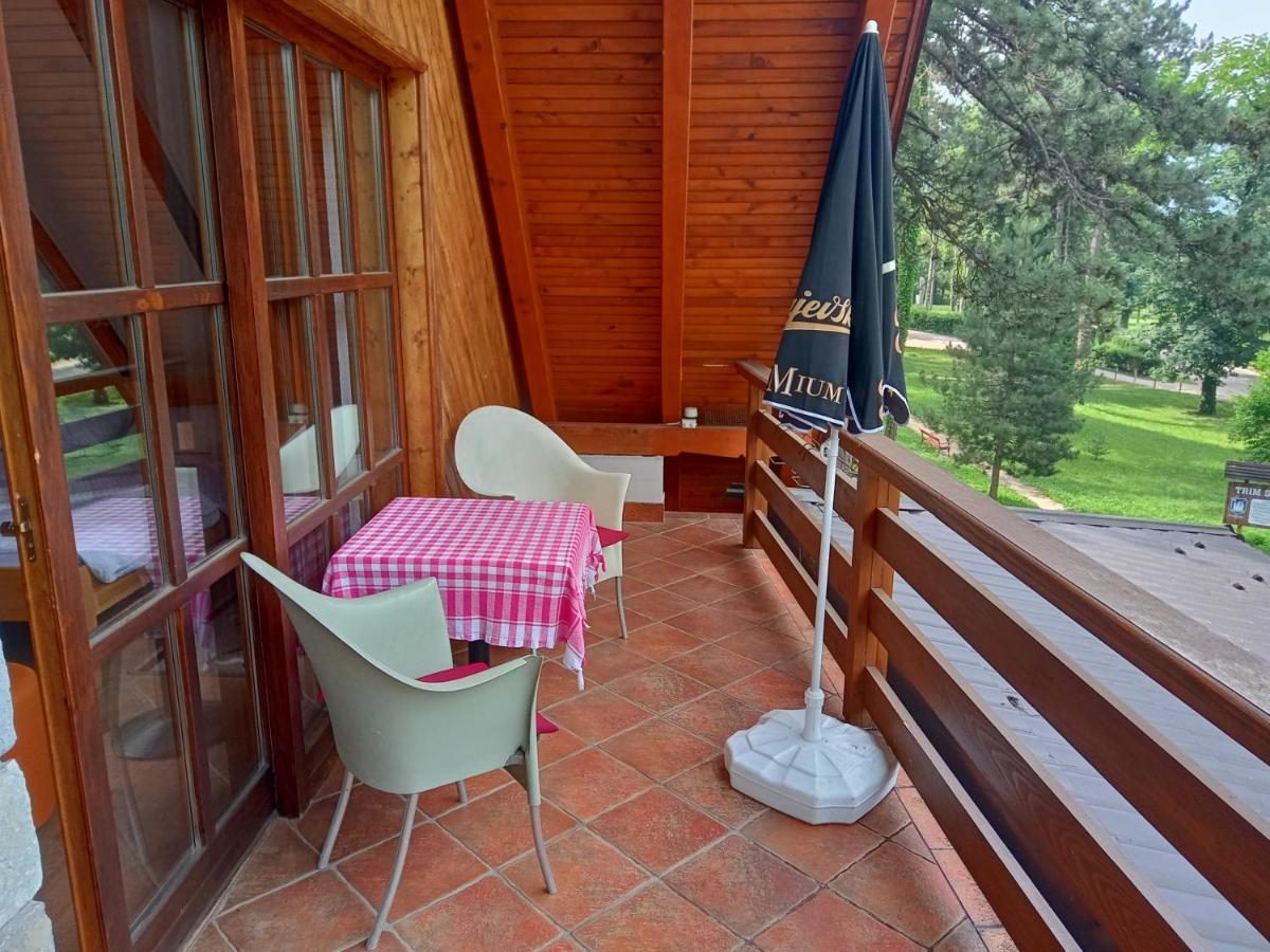 Hotel Prenociste/Restoran Lovac Bihać Exteriér fotografie