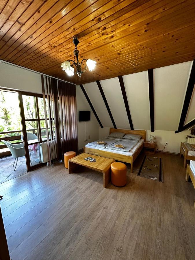 Hotel Prenociste/Restoran Lovac Bihać Exteriér fotografie